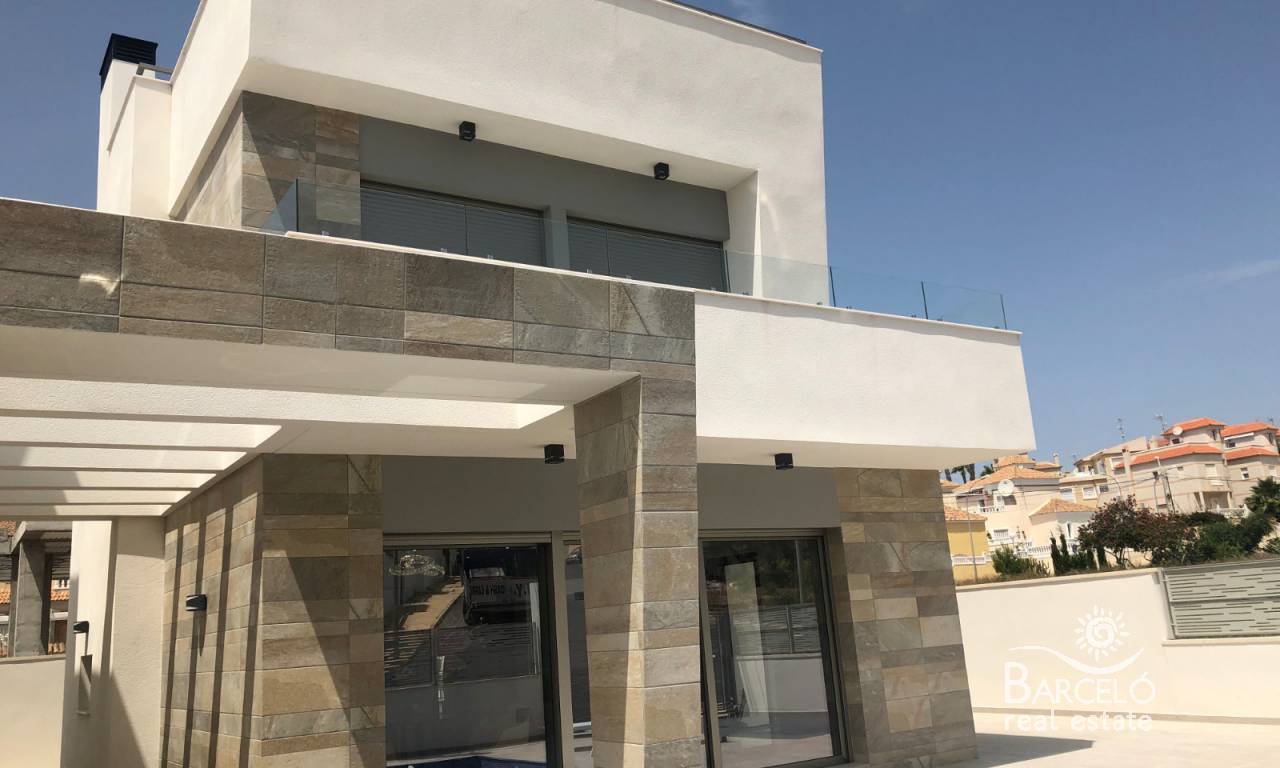 Villa - New Build - San Miguel de Salinas - BRE-UN02