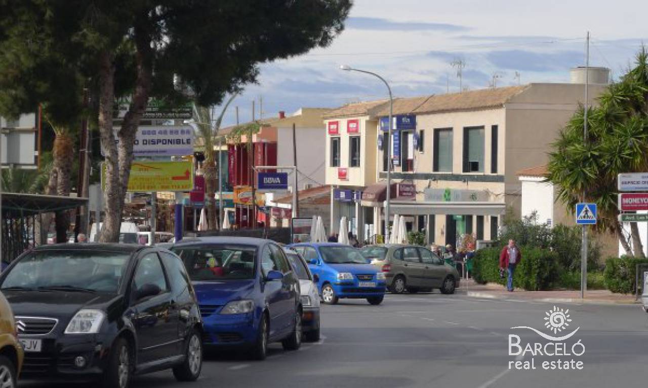 Bedrijfspand - Wederverkoop - Ciudad Quesada - 134