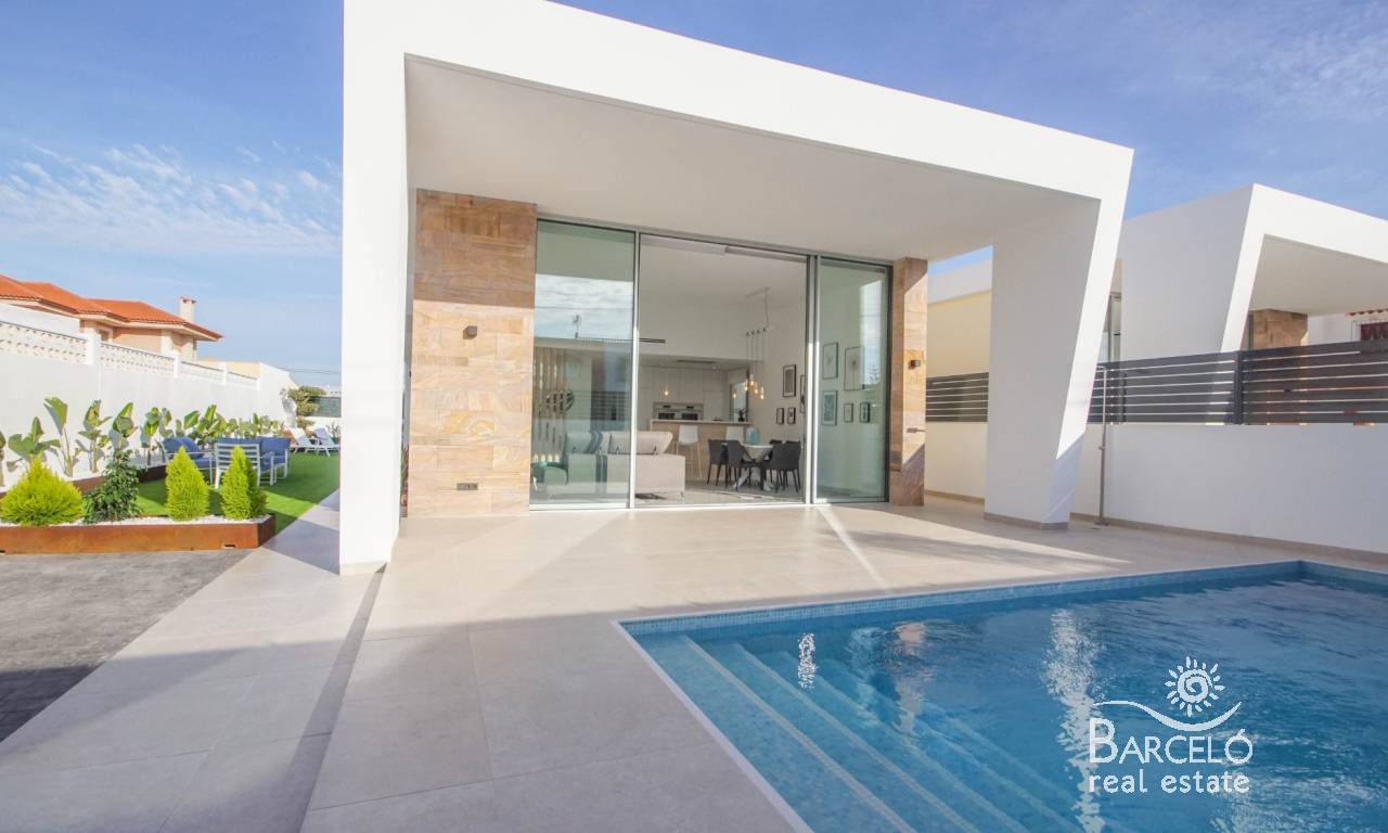 Chalet - Nuevo - Torrevieja - BRE-IN06