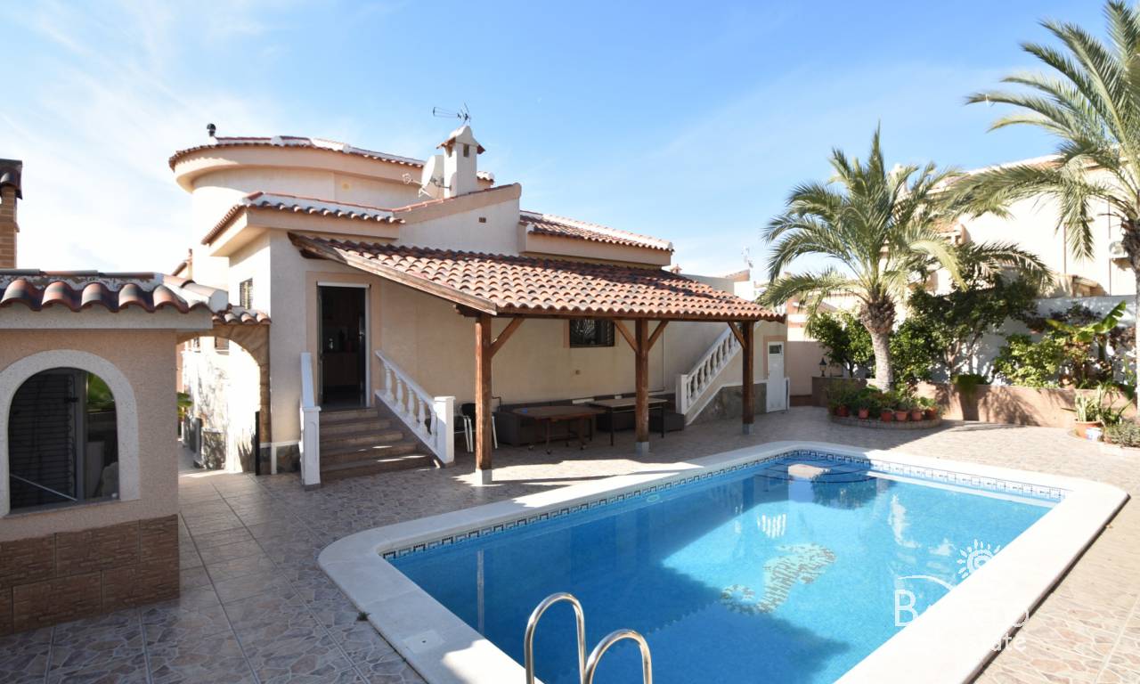 Chalet - Reventa - Ciudad Quesada - 1575