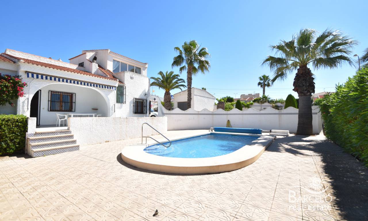 Chalet - Reventa - Ciudad Quesada - 1852