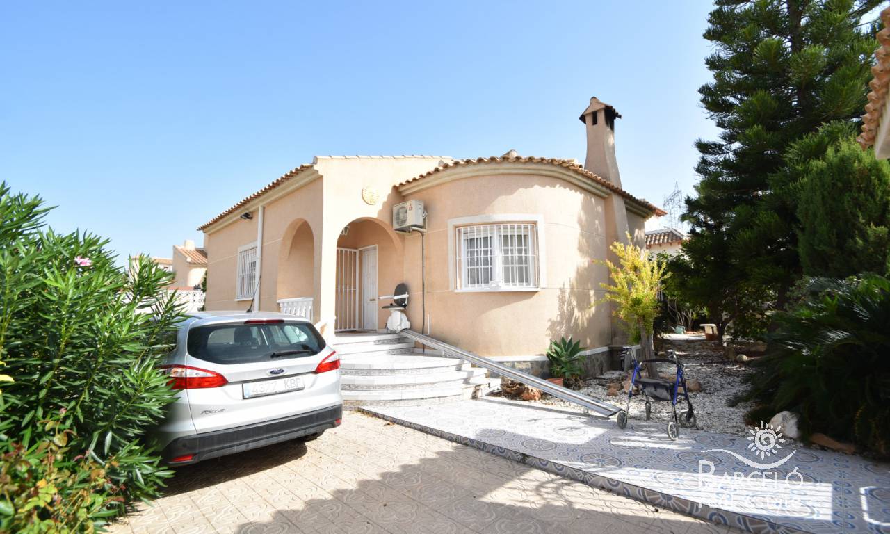 Chalet - Reventa - Ciudad Quesada - 1905