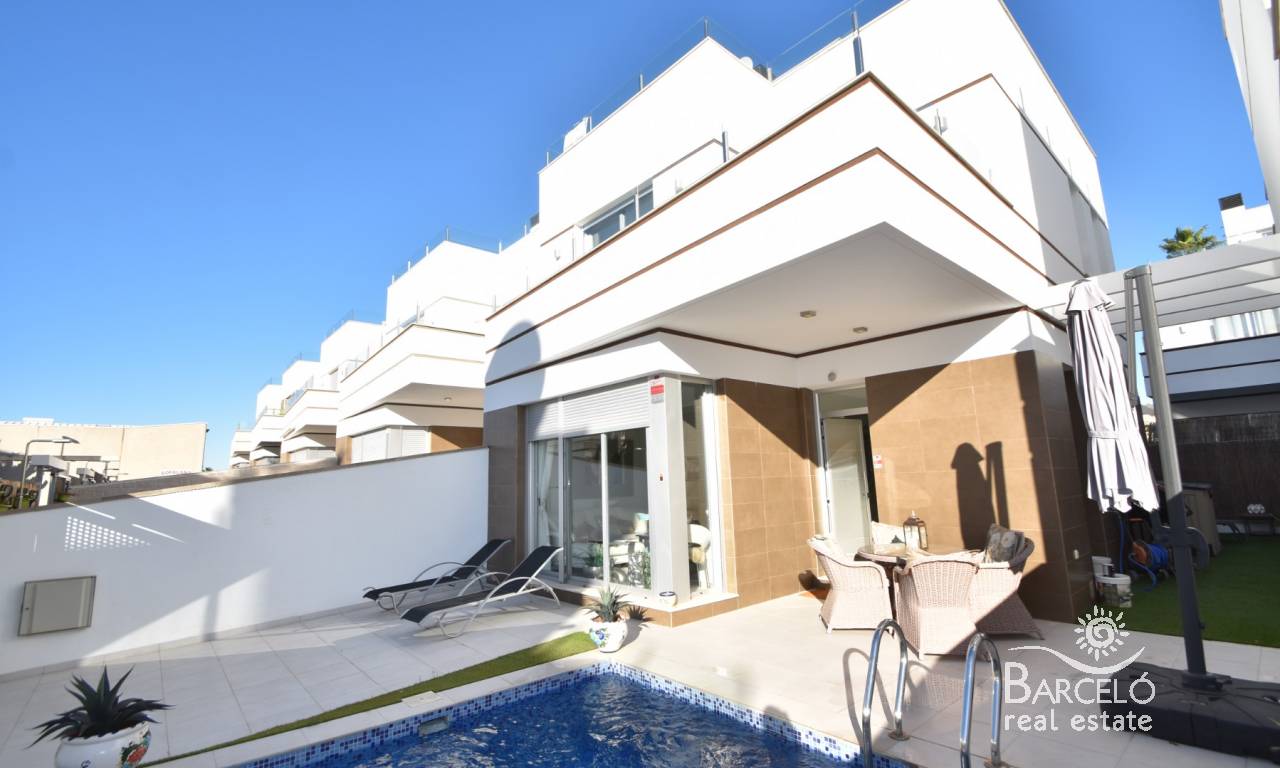 Chalet - Reventa - Ciudad Quesada - 2028