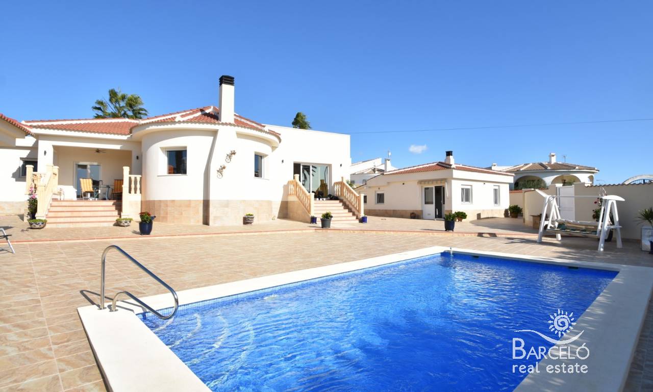 Chalet - Reventa - Ciudad Quesada - 2198