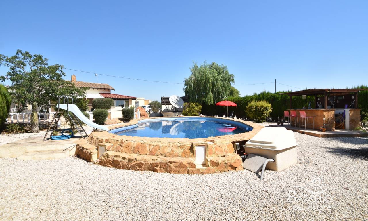 Country Property - Resale - Dolores - 2010