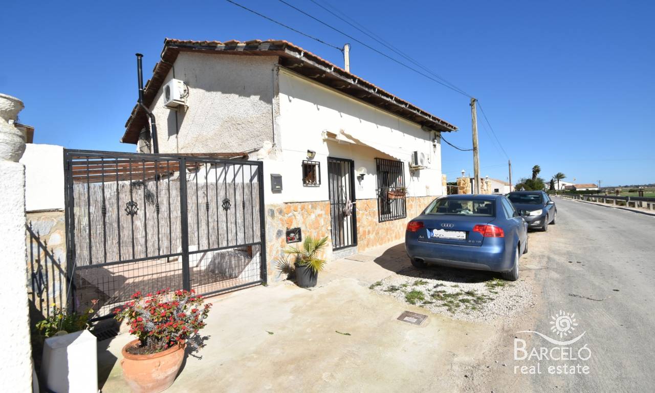 Country Property - Resale - Dolores - 2247
