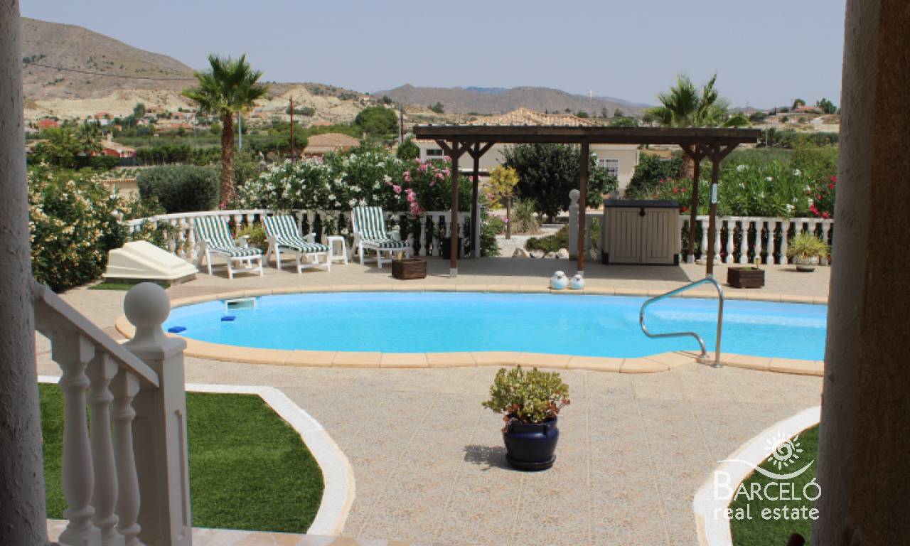 Country Property - Resale - Fortuna - BRE-AU01