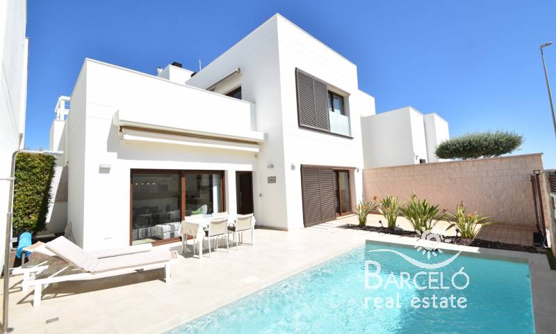 Dom jednorodzinny - Rynek wtorny  - La Marina - La Marina - Urbanization