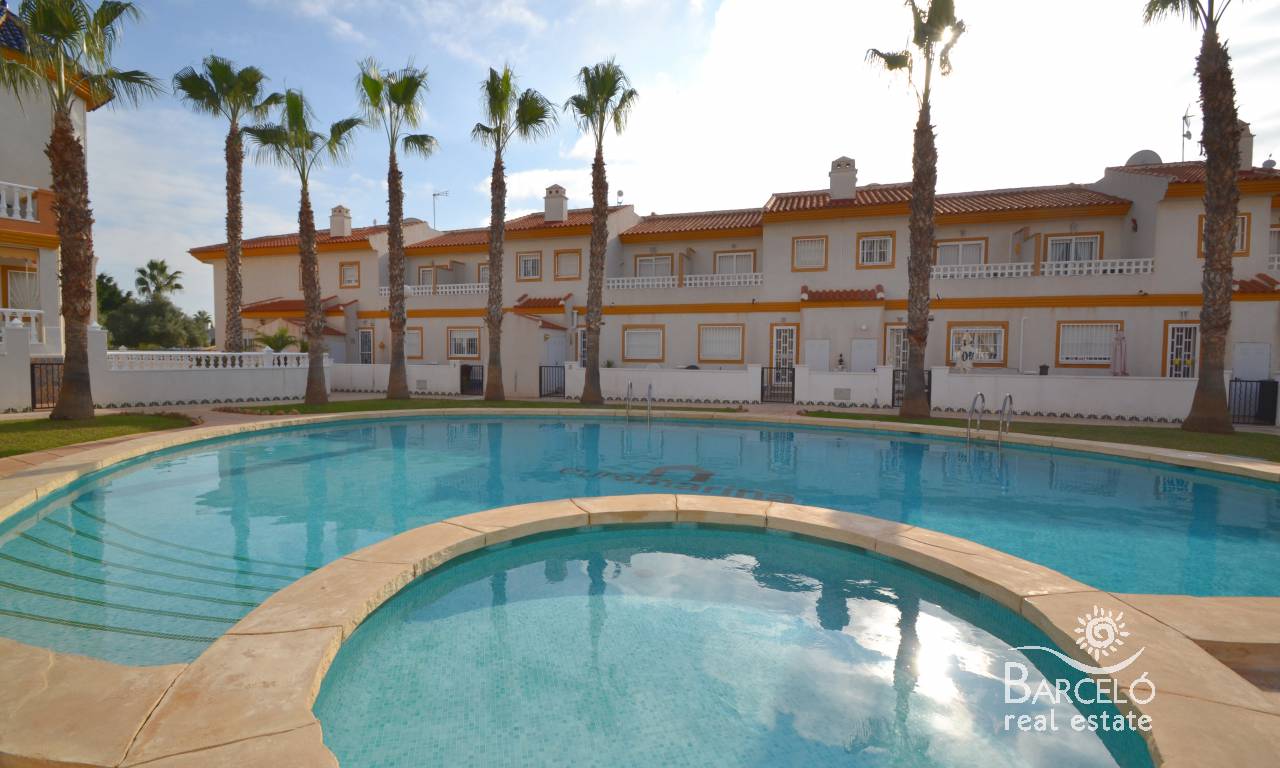 Eengezinswoning - Wederverkoop - Ciudad Quesada - 927