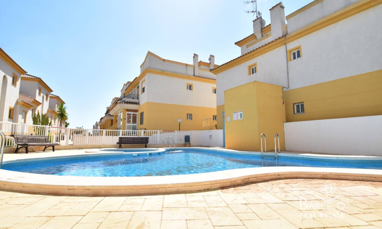 Etagenwohnung - Zweite Verkauf - Cox - 1664