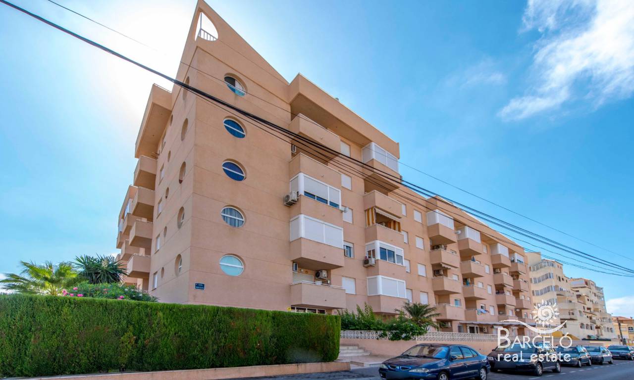 Etagenwohnung - Zweite Verkauf - Torrevieja - BRE-VT-338-0001