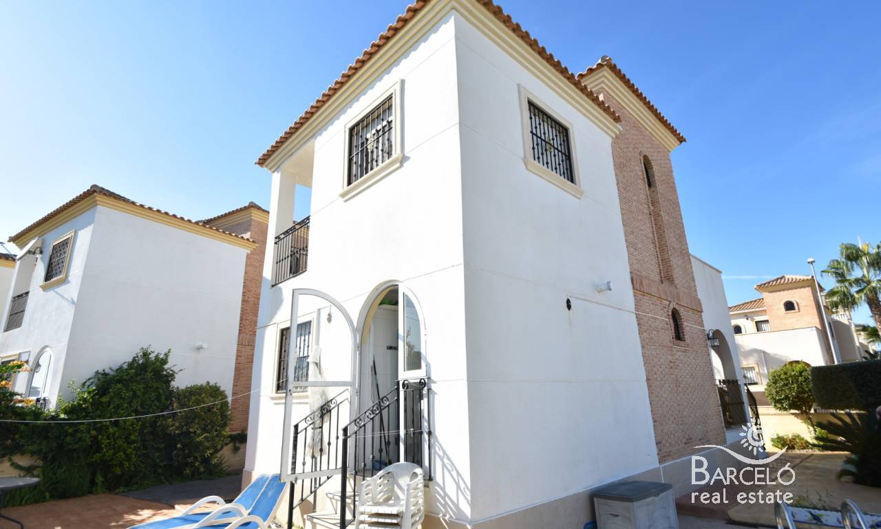 Villa - Resale - Guardamar del Segura - 1548