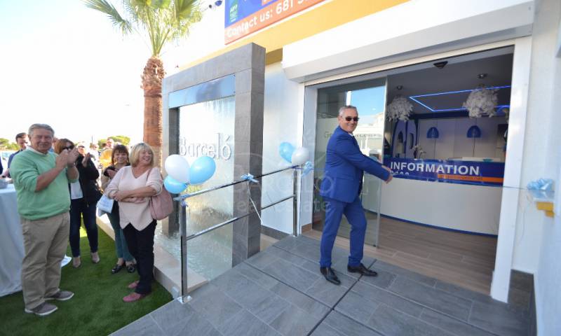 Ven y descubre nuestra oficina inmobiliaria en Orihuela Costa