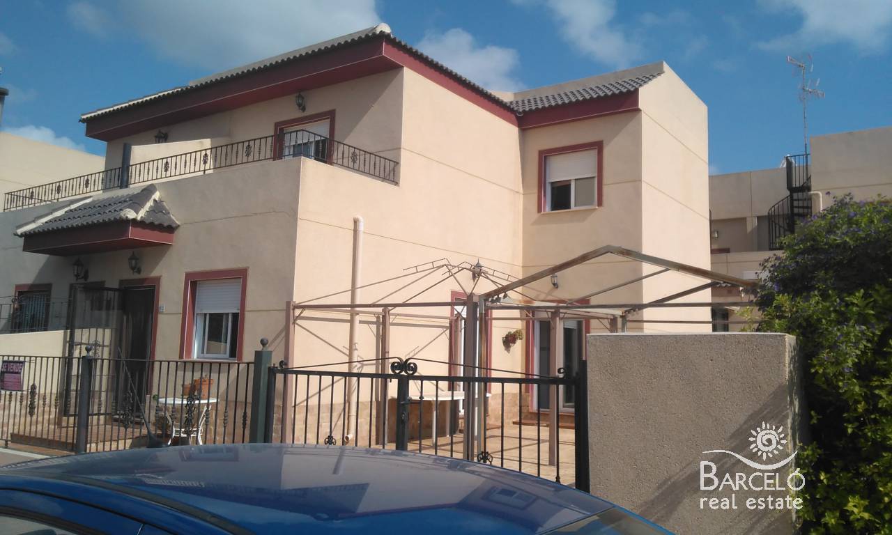Zweite Verkauf - Einfamilienhaus - Daya Nueva