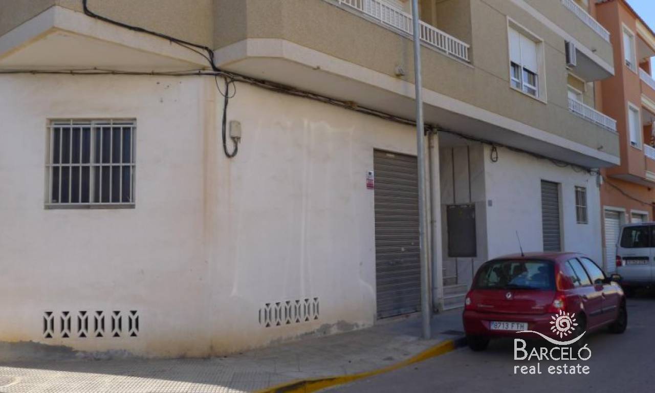 Resale - Commercial premises - Formentera del Segura - Zona Rojales